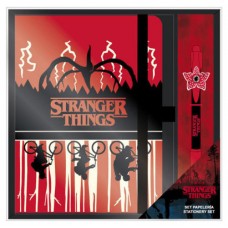 SET DE PAPELERÍA Y BOLÍGRAFO STRANGER THINGS CERDÁ REDSTRING 2700000873 (Espera 4 dias)